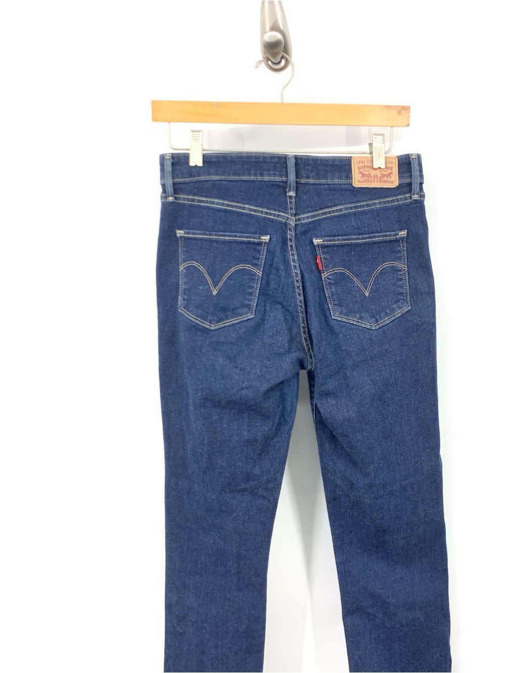 Levis Women Size 6 Jeans Dark Wash Classic Mid Rise Skinny Pants Stretch Denim - Picture 4 of 7